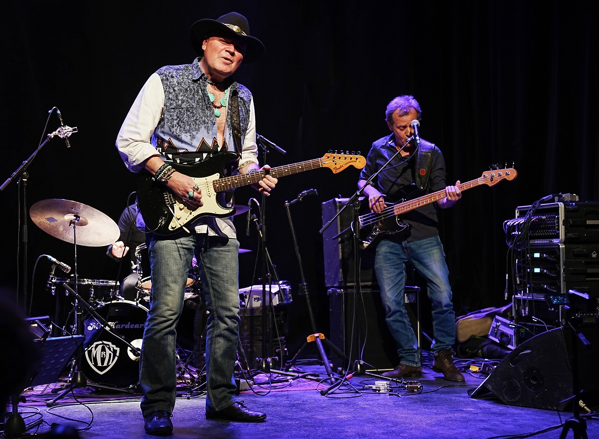 Mr H et j.p Bernaux Mr H